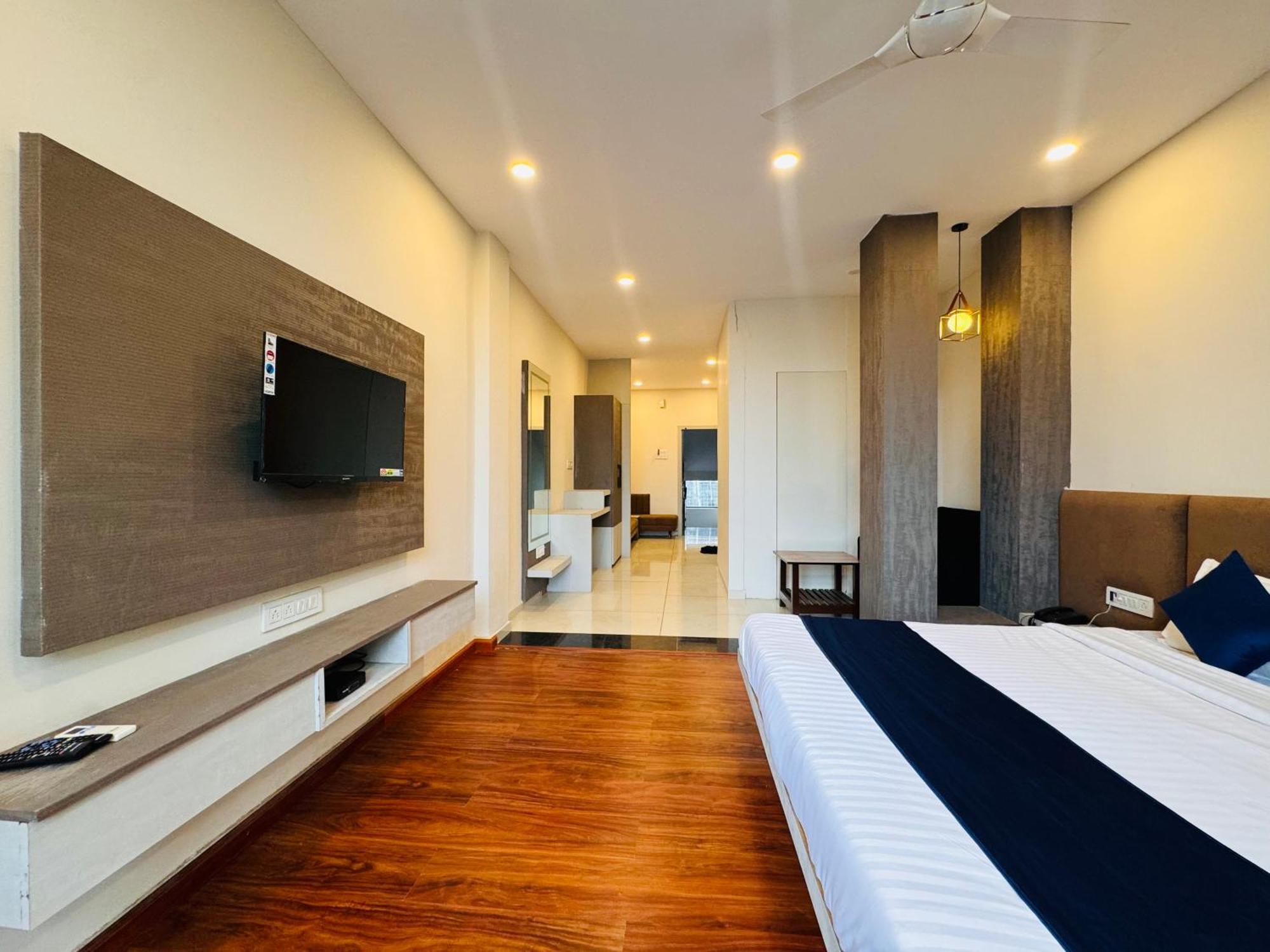 Hotel Suryodaya Ujjain Habitación foto