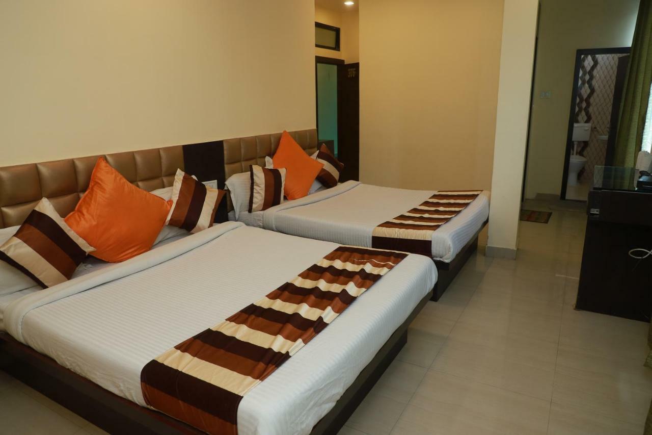 Hotel Suryodaya Ujjain Exterior foto